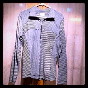 Long sleeve Columbia top
